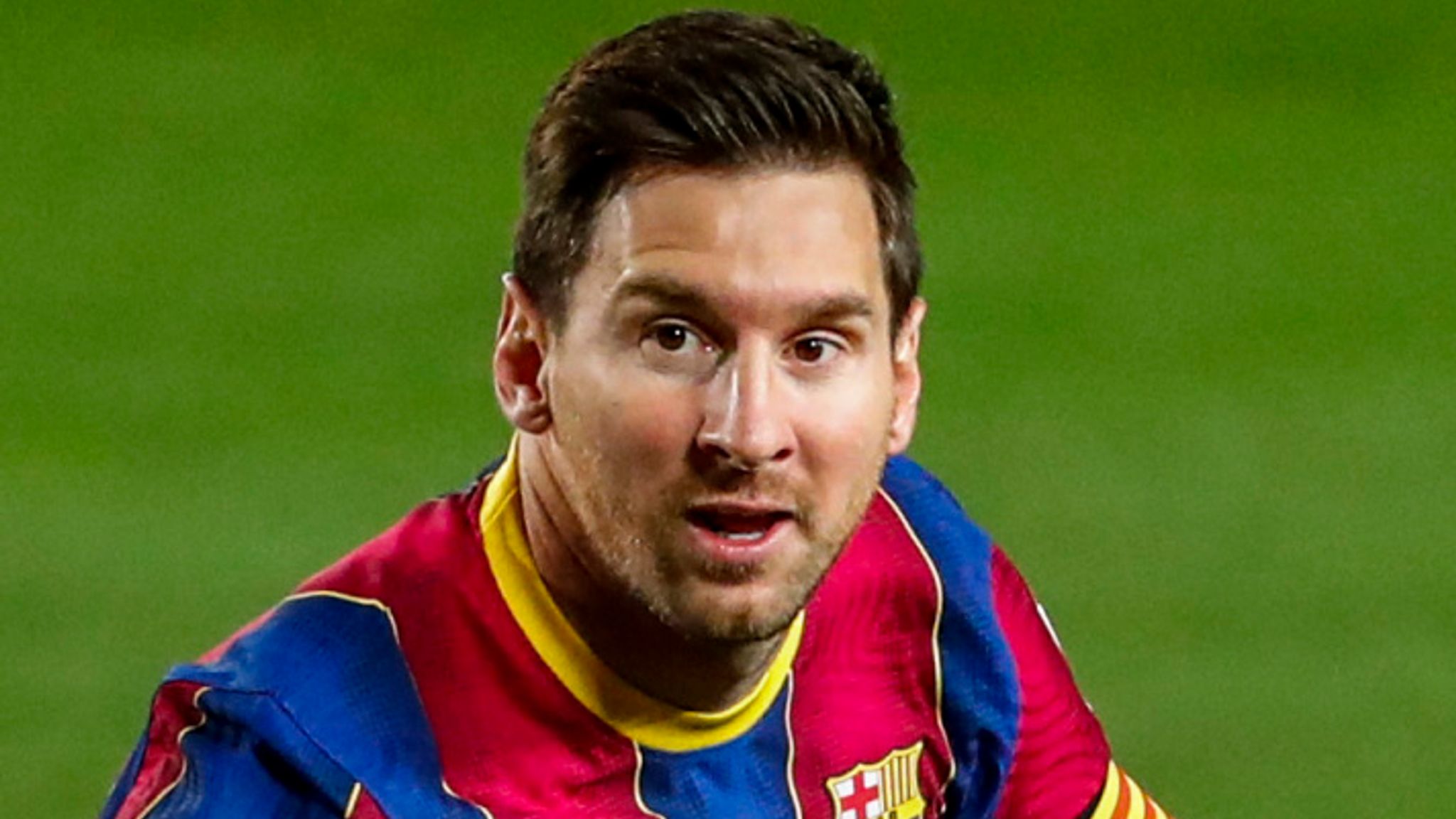 Lionel Messi to leave Barcelona after contract breakdown - Ryan Babel