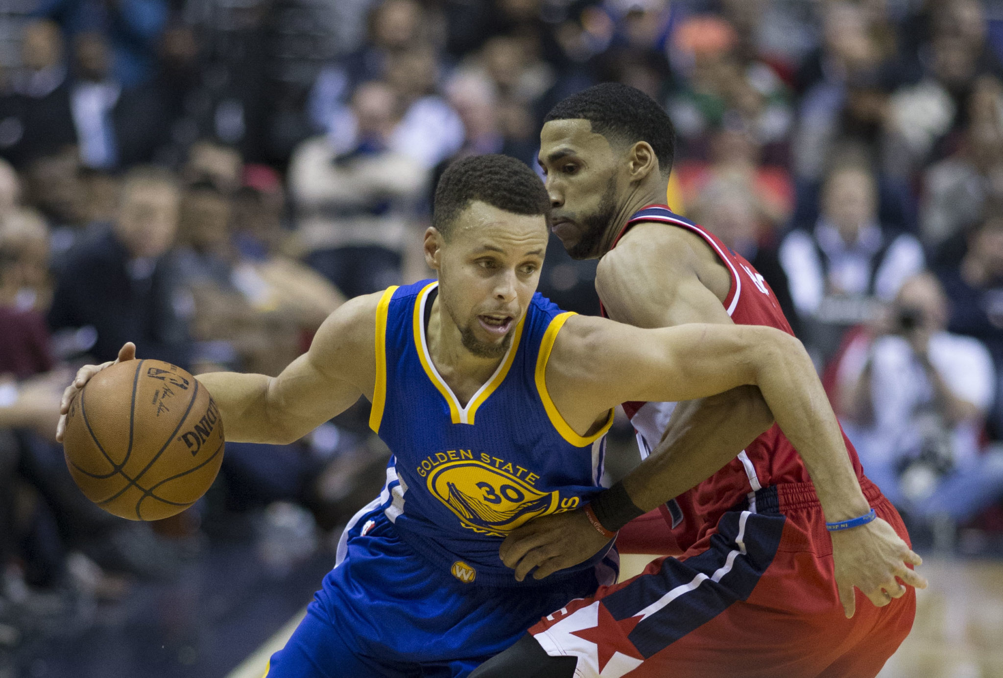 Steph Curry has highest annual salary in NBA history after extending